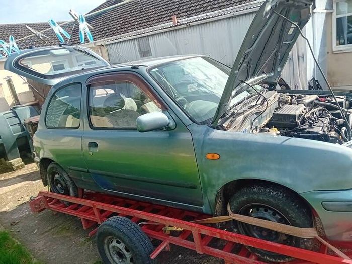 K11 Nissan March/Micra for breaking