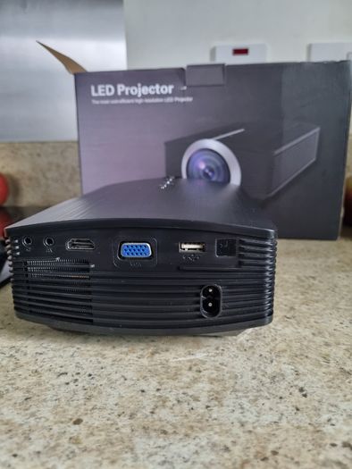 LED High Resolution Projector