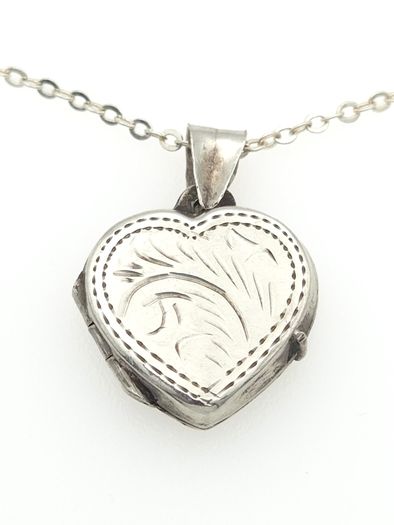Vintage 925 Sterling Silver Locket Necklace