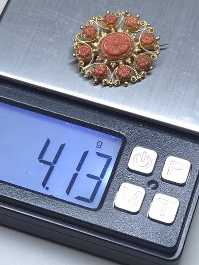 Antique Chinese Export 18ct Gold Carved Coral Brooch | Possibly Late Qing / Early Republic | Tested