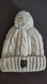 superdry light grey really warm hat