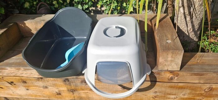 Covered Cat Litter
