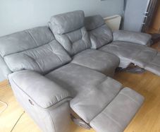 Recliner couch sofa
