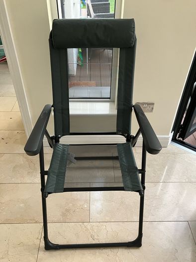 Comfortable, folding, reclining camping chair