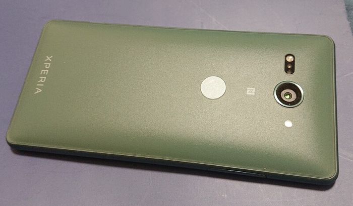 sony xperia xz2c