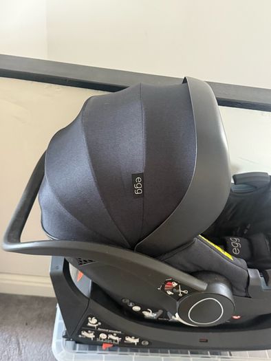 Egg New born car seat