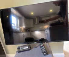 40" Sony Bravia Smart TV