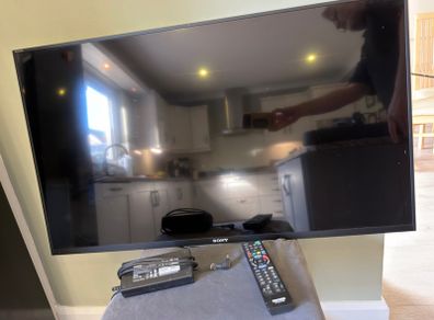 40" Sony Bravia Smart TV