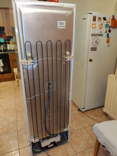 Beko Fridge Freezer 270L Fully Working Reversible Door
