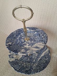 Enoch Wedgwood two tier cakestand