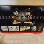 Lego 43179 Disney Mickey Mouse and Minnie Mouse Image 2