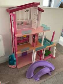 Barbie dream house