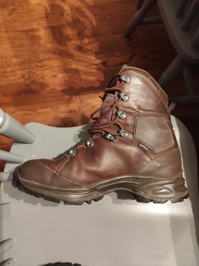 meindl Bhutan hunting hiking boots, there is another pair of meindl in the photos and a pair of Haix size 10, and lastly a pair of Mammut boots size 10, all great boots and in super condition.