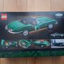 LEGO Icons 11381 Jaguar E-Type Image 2