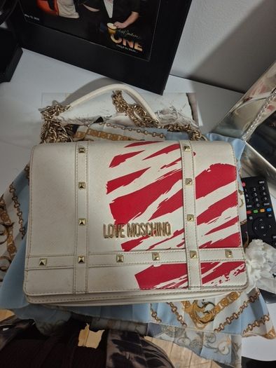 Moschino Bag with dust bag