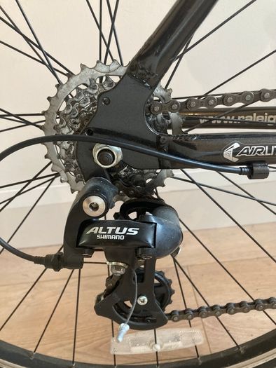 Women's Raleigh bike