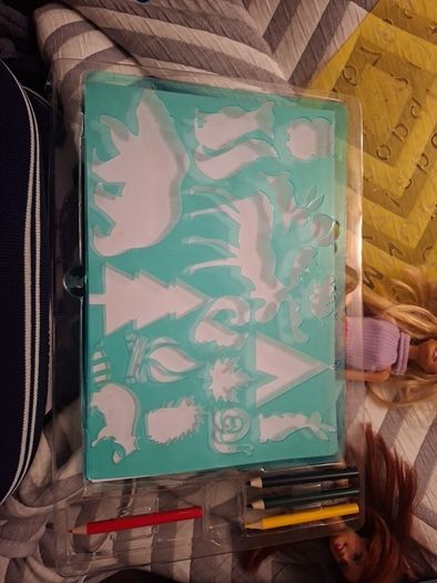 Stencils box