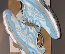 asics nyc arctic blue