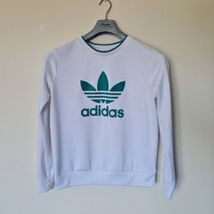 2017 Adidas originals jumper size 14 ptp 21" white polyester in excellent condition