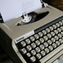 Vintage Portable Brother Deluxe 850TR - With Original Carry Case - works well Image 7