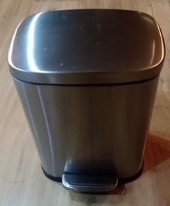 Pedal bin