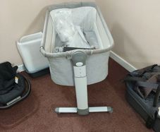 Baby cot bed