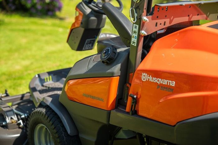 ride on lawnmower