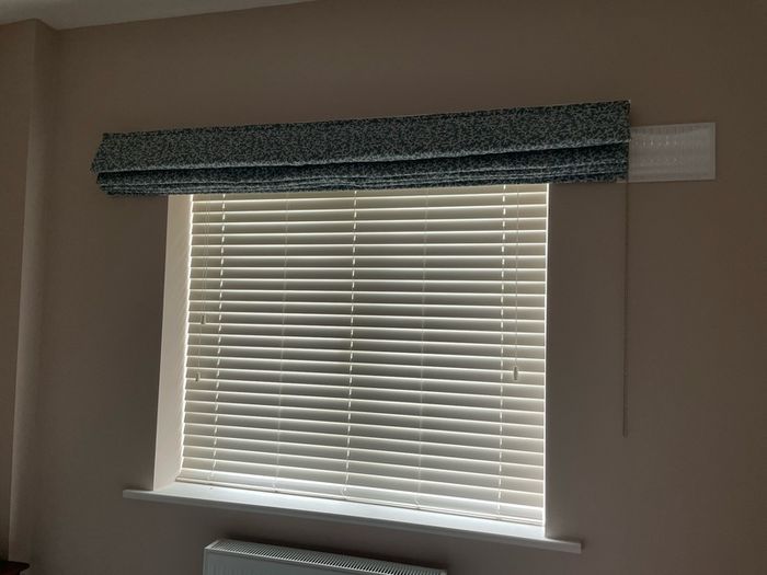 Roman blind