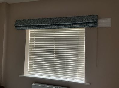 Roman blind