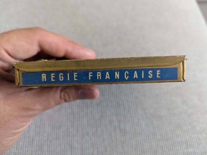 Vintage Batavia Regie Francaise 10 Cigar Tin