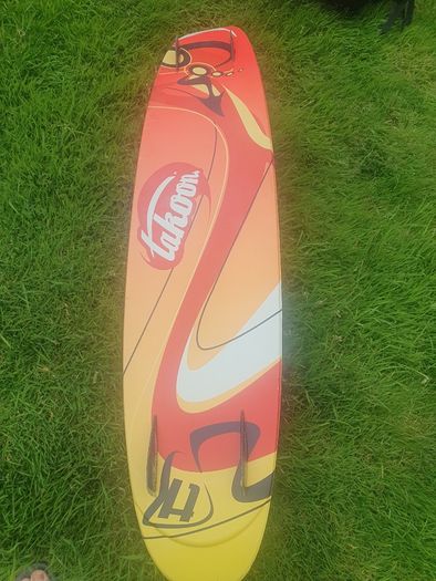 Kite surfing kit