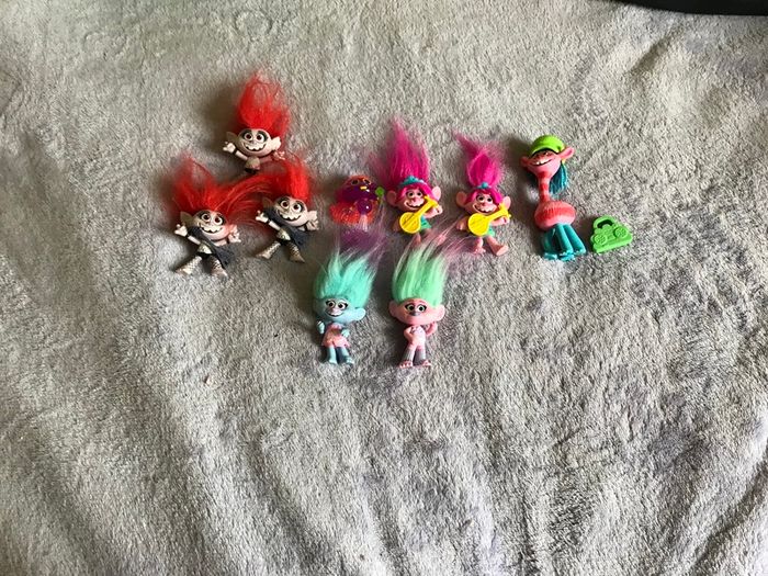 Trolls