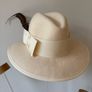 Ladies Felt Fedora cream Image 2