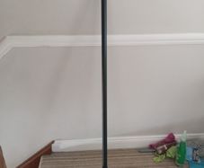 Extendable curtain pole