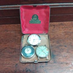 Tin of watches for parts or repair