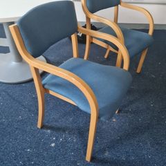 set of 2  waiting meeting chairs