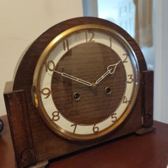 Winding clock