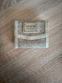 Vintage Guess wallet