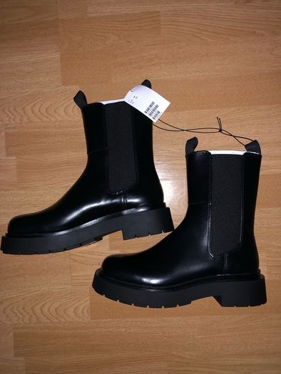 Ladies Boots UK 7.5