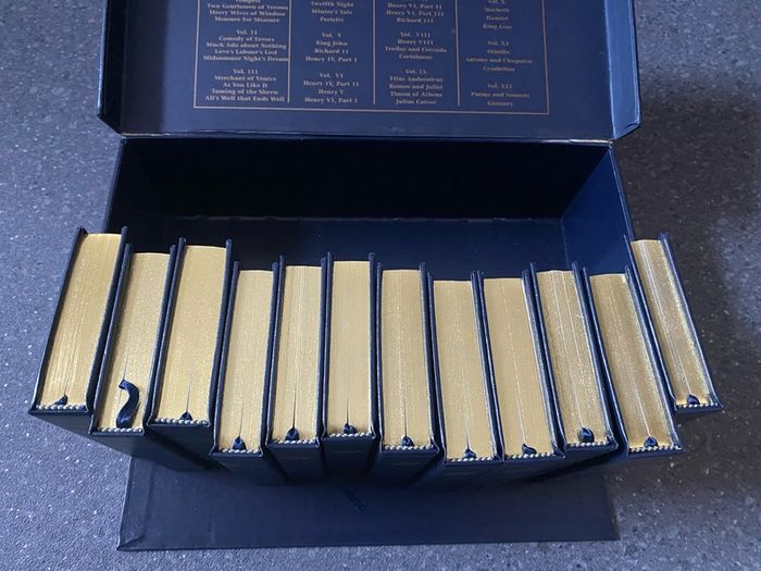 The Miniature Shakespeare Library 12 Volume Box Set Barnes and Noble