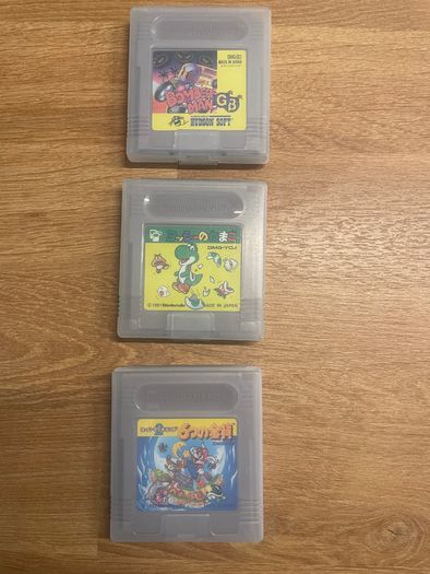 Perfect Xmas Gift Nintendo Gameboy Advance AGB-001 Black Clear with Super Mario Land 2: 6 Golden Coins, Yoshi and Bomberman GB