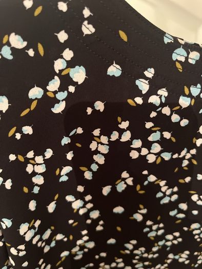 Stylish All-over Print Blouse size 10