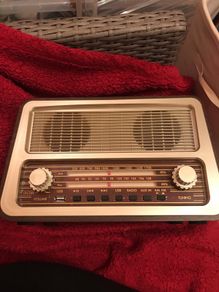 Ravencourt retro one button radio