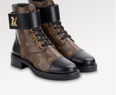womans boots