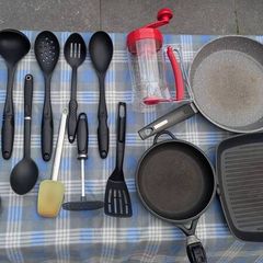 Various kitchen goods