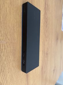Multi screen laptop docking