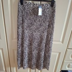 Ladies Skirt