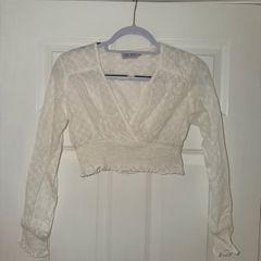 Eight Paris Broderie Anglaise Crop Top in White - size small