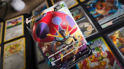 Orbeetle V ! Ultra Rare ! Full Art !  from Shocking Volt Tackle Set ! 2020 ! Japanese Pokemon Card !