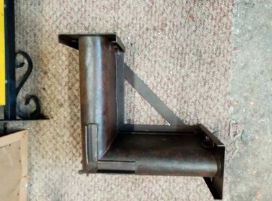 mould,s  for  making  kerbs